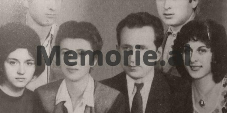 “Krimi i dytë i Sigurimit të Shtetit në familjen tonë nëpërmjet luftës së klasave dhe genocidit enverist, ku arritën të…”/Dëshmia e rrallë e djalit të Tuk Jakovës