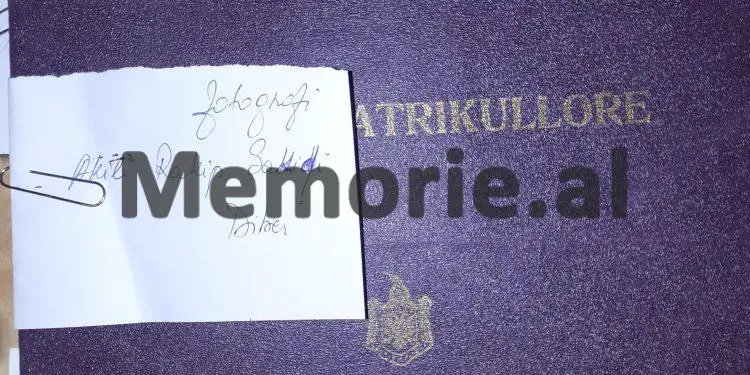 Akil Sakiqi, oficeri i Monarkisë së Zogut që luftoi më 7 prill ’39 dhe u ekzekutua me urdhër të ish-shokut të klasës, Enver Hoxhës, në nëntorin e ’44-ës