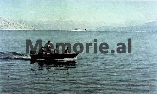 Letra për Enverin: “Në pikën kufitare Zogaj, edhe pse pesë herë u ndez prozhektori, dy armiq nuk u zbuluan dhe të asgjesoheshin…”/ Raporti sekret i Feçor Shehut në 1980-ën