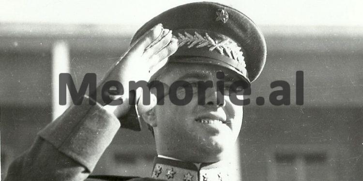 “Me rastin e zgjedhjeve, ofensiva kundër nesh do jetë e fortë, por forcat tona s’do ju lënë asnjë mundësi Muharrem Bajraktarit, Fiqri Dines, Gjon Mark Gjonit etj., të organizohen…”/ Fjala e Enverit në tetor ‘45