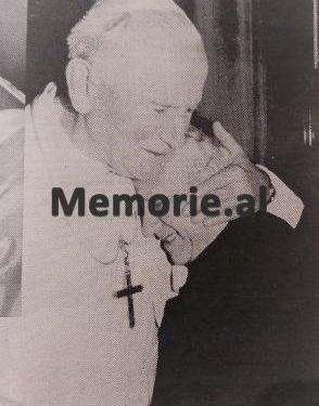 “Në vitin 1975, e parandjeva arrestimin dhe groposa në kopsht pranë shtëpisë të gjitha dokument fetare, por Sigurimi…”/ Dëshmia e rrallë e Ipeshkvit Zef Simoni