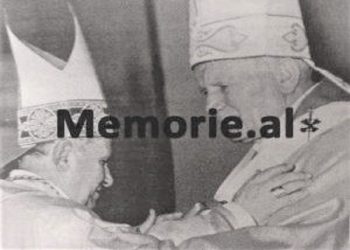 “Në vitin 1975, e parandjeva arrestimin dhe groposa në kopsht pranë shtëpisë të gjitha dokument fetare, por Sigurimi…”/ Dëshmia e rrallë e Ipeshkvit Zef Simoni