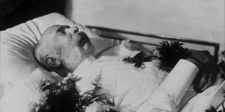 “Prill 1917, kur paria e Shqipërisë dhe politikanët e saj shkuan në Vjenë për homazhe te Perandori Franc Jozef…”/ Nga Ahmet bej Zogolli, te Hasan Prishtina që mbajti fjalën përshëndetëse