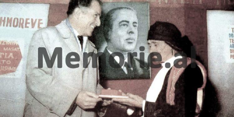 Letra për Enverin: “Në pikën kufitare Zogaj, edhe pse pesë herë u ndez prozhektori, dy armiq nuk u zbuluan dhe të asgjesoheshin…”/ Raporti sekret i Feçor Shehut në 1980-ën