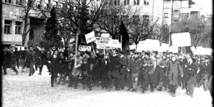 Në Kosovë kanë ardhur forca të mëdha të milicisë serbe, është ndaluar qarkullimi dhe filluan llogjet e lakenjve titistë, që nga Fadil Hoxha, Xhavit Nimani…”/ Ditari i panjohur i Enverit për ngjarjet e ’81-it