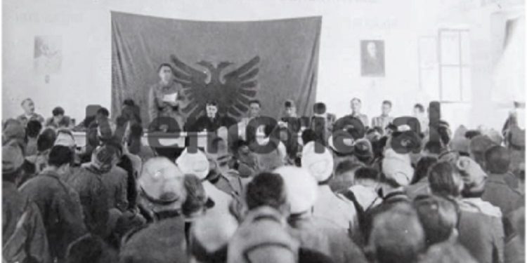 Fotot e rralla të Kongresit të Përmetit të 24 majit të vitit 1944, që nuk u publikuan, pasi…!