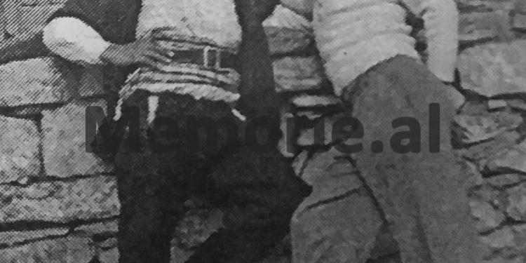 Xhevat mësues me Mehmet Shtinin në vitin 1960