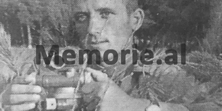 Shefqet Gjana ushtar në Kamëz