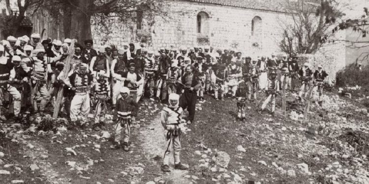 Pjetër Zef Çulaj dhe Ndrekë Çulaj, babë e bir u qëlluan nga kufitarët shqiptarë porsa mbërritën në tokën jugosllave dhe mbetën aty të vrarë