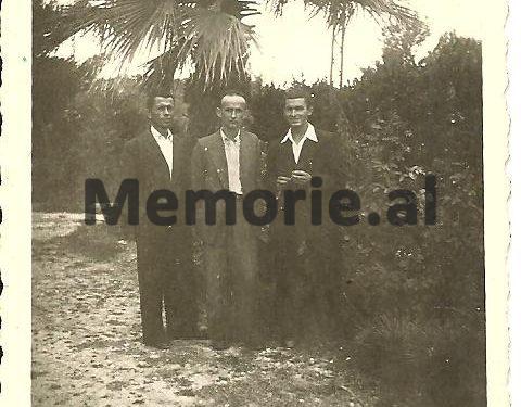 “Bandat terroriste të Hysni Kapos, Spiro Kolekës e Manush Myftiut, me njësitet guerile, vranë me atentate 257 vlonjatë …”/ Libri i Aranit Hoxhës “Gjëmat e komunizmit në trevën e Vlorës”