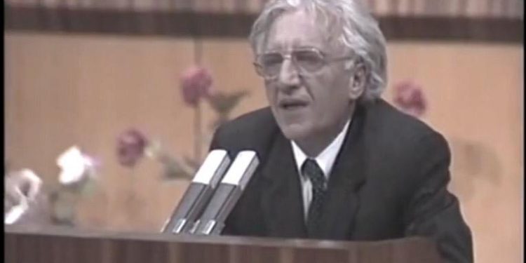 “Titoja, Moshe Pijade, Miladin Popoviçi kanë folur, por Kosova nuk qetësohet duke hequr Mahmut Bakallin dhe duke sjellë në krye të saj…”/Ditari politik i Enver Hoxhës, maj ‘81