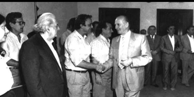 “Titoja, Moshe Pijade, Miladin Popoviçi kanë folur, por Kosova nuk qetësohet duke hequr Mahmut Bakallin dhe duke sjellë në krye të saj…”/Ditari politik i Enver Hoxhës, maj ‘81