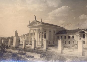 “Titoja, Moshe Pijade, Miladin Popoviçi kanë folur, por Kosova nuk qetësohet duke hequr Mahmut Bakallin dhe duke sjellë në krye të saj…”/Ditari politik i Enver Hoxhës, maj ‘81