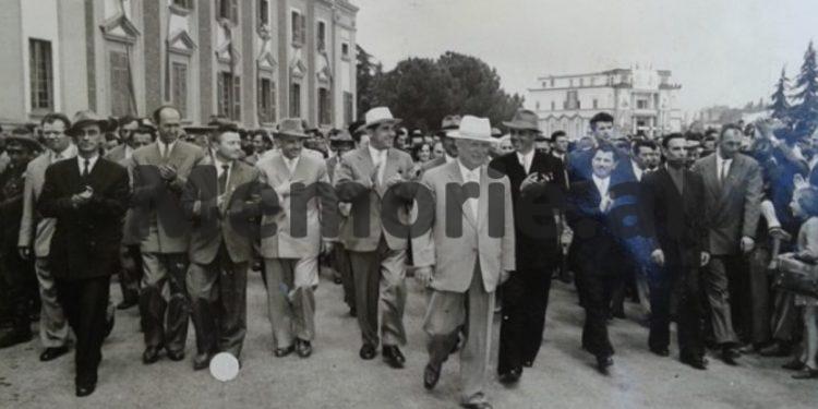 Hrushovi ne Shqiperi ne vitin 1959