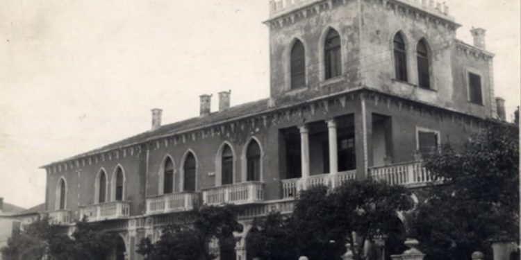 “Për ngjarjet në Kosovë ka folur gjithë bota, deri edhe SHBA-të e radioja “Zëri i Amerikës”, që janë armiqtë tanë, ndërsa sovjeti dhe bullgari…”/ Ditari Enverit, maj ‘81