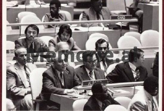 “Porositë që më dha ambasada shqiptare në Romë në ‘74-ën dhe takimet me Nesti Nasen në New York, ku personelin e misionit në OKB, unë e…”/ Dëshmia e rrallë e shqiptaro-amerikanit