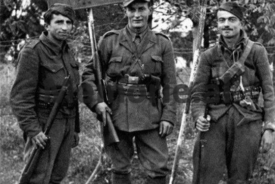 “Aeroplanët anglez kanë mitralue dy makina ku kan mbet të vram dhe të plagosun edhe disa rom, që gjermanët i kan marrë me mjekue e operue në spitalin e tyne në…”/ Dokumentet e panjohura