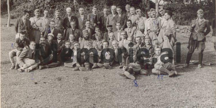 Letra për Enverin: “Bab Myslymi pasi piu shumë, në prani të 60 vetave, tha se Gjinishin e vranë shokët, sepse ai…”/ Dokumenti arkivor me relacionin e Gogo Nushit, gusht ’44