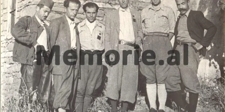 Letra për Enverin: “Bab Myslymi pasi piu shumë, në prani të 60 vetave, tha se Gjinishin e vranë shokët, sepse ai…”/ Dokumenti arkivor me relacionin e Gogo Nushit, gusht ’44