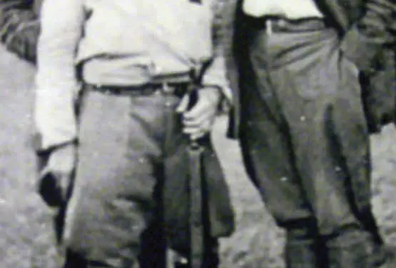 Letra për Enverin: “Bab Myslymi pasi piu shumë, në prani të 60 vetave, tha se Gjinishin e vranë shokët, sepse ai…”/ Dokumenti arkivor me relacionin e Gogo Nushit, gusht ’44