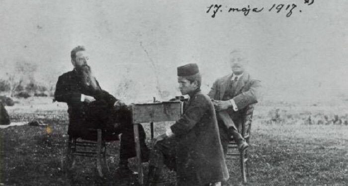 “Kongresi i Elbasanit që historiografia e regjimit komunist e fshiu dhe falsifikoi, pasi Ahmet Zogu ishte kryetar i komisionit nismëtar dhe…”/ Historia e panjohur