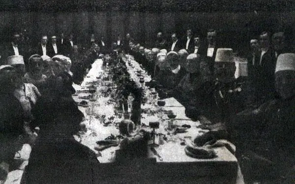 “Kongresi i Elbasanit që historiografia e regjimit komunist e fshiu dhe falsifikoi, pasi Ahmet Zogu ishte kryetar i komisionit nismëtar dhe…”/ Historia e panjohur