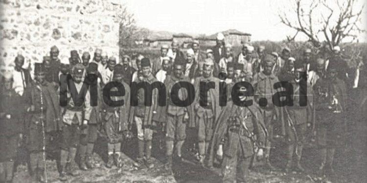 “Komandanti i ‘Batalionit Shëtitës’ që neutralizoi kryengritjet antiqeveritare dhe, vdiq duke peshkuar.…”/ Historia e dhimbshme e majorit besnik të Zogut