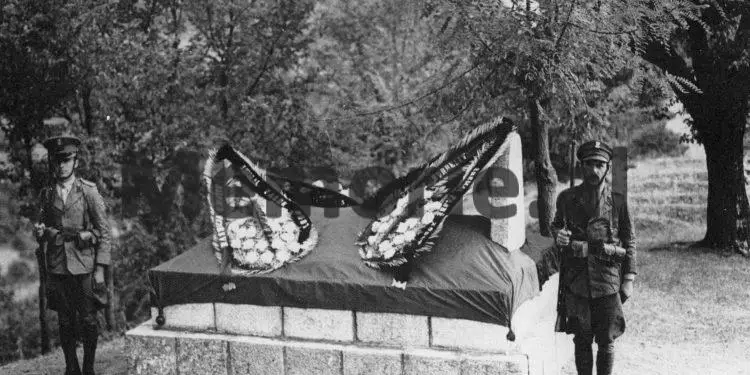 1930 varri xhemal zogut burgajet