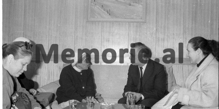 Takimimi i Kryetarit i Komitetit Ekzekutiv sh. Llambi Gegprifti tirane/Memorie.al