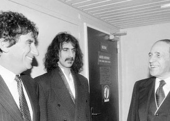 “Franca do e propozojë shkrimtarin tonë Ismail Kadare për çmimin ‘Nobel’, por ne do u themi se në asnjë mënyrë nuk…”/ Korespondenca me ambasadën shqiptare në Paris në ’89-ën