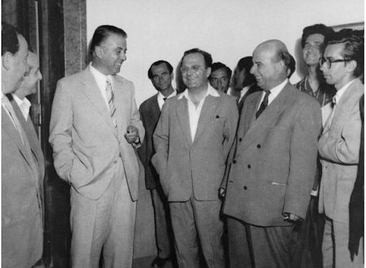 “Më pëlqyen vjershat e një vajze të re poete, por ajo më dërgoi dy letra, ku me fodullëk, sa s’kërkonte t’i…”/ Diskutimi i Enverit në mbledhjen me shkrimtarët dhe artistët në ’65-ën