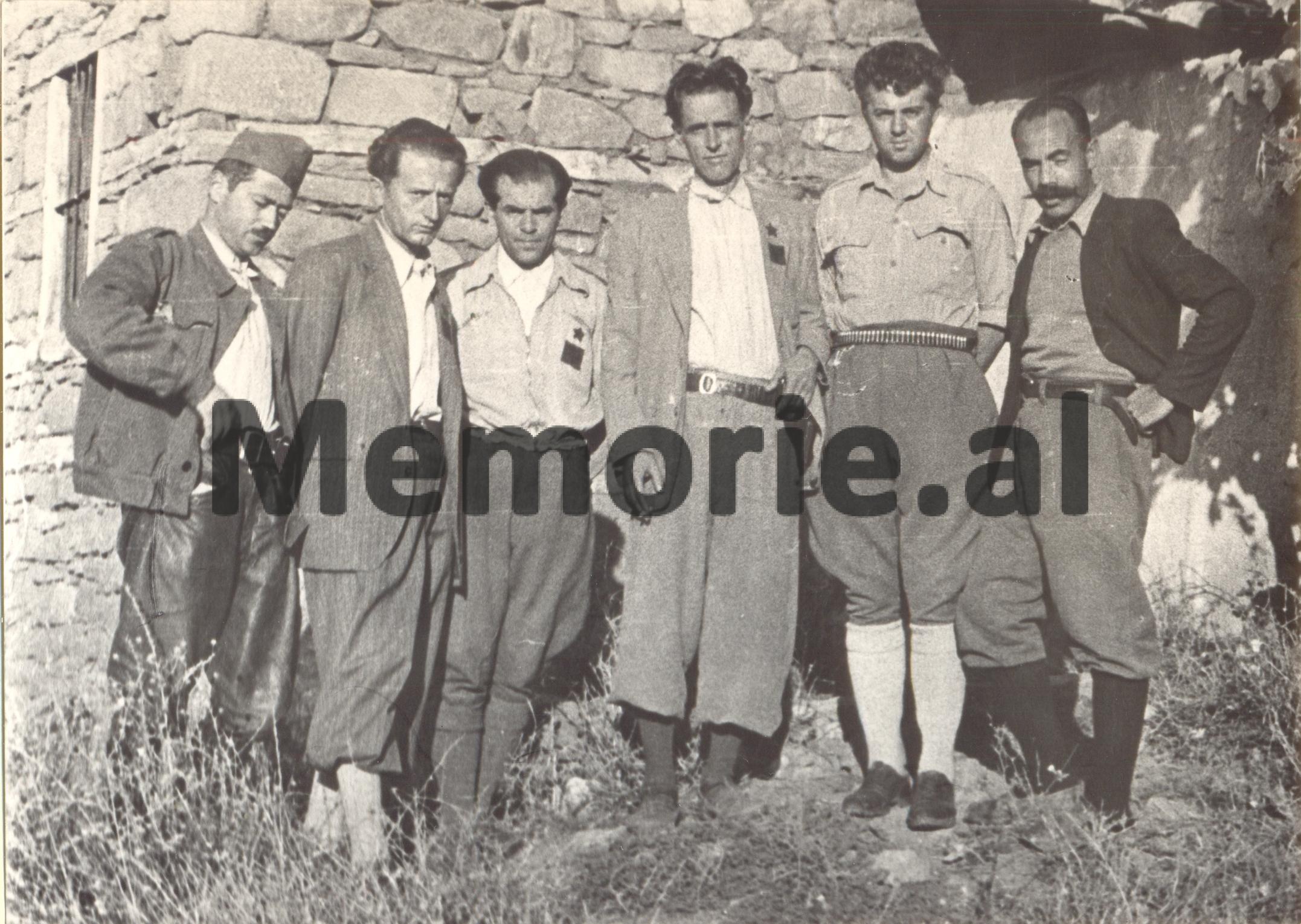 Gozal ayol gul kurtaklari erotik fotosuratlar Misr kurortlarida jinsiy aloqa