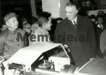 Mao Ce Duni: “Shoku Mehmet, a ishte aq i ashpër Koçi Xoxe, që ju e dënuat dhe ai shkoi në ‘parajsë’…”/ Takimi i panjohur i delegacionit shqiptar në ’67-ën në Kinë