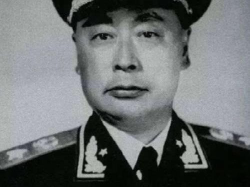 Raporti sekret: “Ho Chi Mini i tha Hrushovit që të pajtoheni me shqiptarët, por ai kërkoi dy nëndetëset e bazës së Vlorës dhe…”/ Biseda e panjohur me ministrin e Jashtëm të Kinës, më 29 gusht 1960