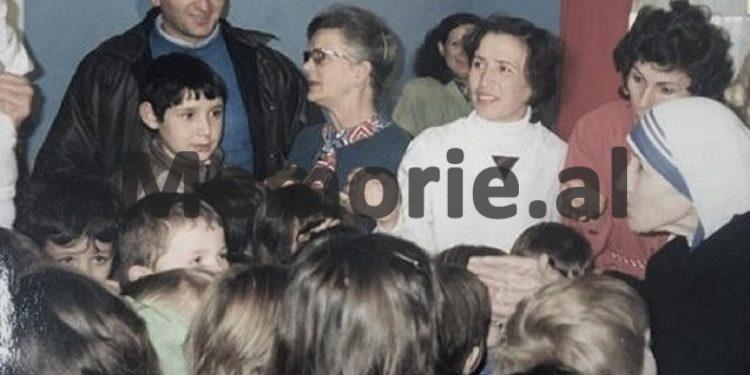 Relacioni sekret i ministrit Reiz Malile: “Ftesën e Shoqatës Bamirëse ‘Nënë Tereza’ nga Gjermania, për Ismail Kadarenë, ta lëmë në heshtje dhe…”/ Letra dërguar Sofokli Lazrit