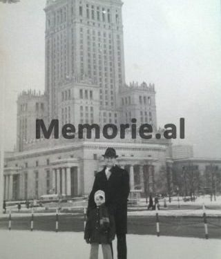 “Pasi më arrestuan në Poloni ku studioja për Mjekësi, të lidhur më kaluan nëpër disa shtete, deri sa më sollën në Tiranë ku më dënuan me vdekje…”/ Dëshmia e rrallë e guerilasit që Mehmet Shehu i fali jetën