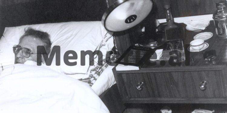 “Kontraditat në mes Enverit dhe Mehmetit, filluan që në ’76-ën, madje ato u reflektuan edhe te Nexhmija e Fiqreti dhe dy grupet e shoqërimit…”/ Dëshmia e rrallë e ish-truprojës së kryeministrit