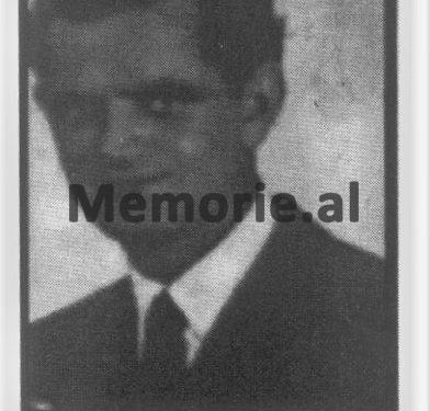 “Kjo është historia tragjike e familjes sonë nën regjimin komunist të Enver Hoxhës, ku u pushkatuan, burgosën, internuan apo u arratisën …”/ Dëshmia e dhimbshme e emigrantit politik nga Australia