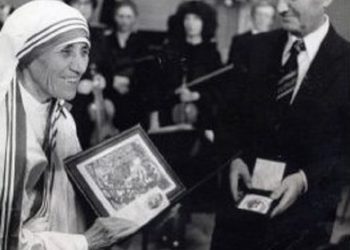 The secret file for Mother Teresa is revealed: “Carefully look at the real purpose of her arrival and the people who accompany her, as…” / Unknown documents about the famous Saint, from 1969 to ’89