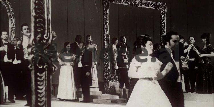 “Në muzikën tonë ne duhet të kemi një pluritraditë dhe…”/ Shkrimi i gazetës “Drita” dhe revistës “Nëntori” i majit të vitit 1972, kushtuar Zhani Cikos