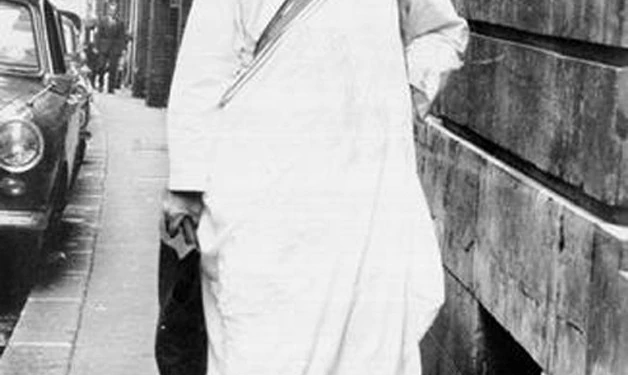 “Ardhja e saj, nuk do kalojë pa bujë dhe do bien poshtë edhe pretendimet e shpifjet, se në vendin tonë, besimtarët e klerikët, persekutohen e vriten…”/ Dosja sekrete për Nënë Terezën