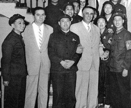 Ten Hsiao Pin: “Unë po mendoj për sigurinë e shokëve shqiptarë dhe nëse ju doni që kthimi juaj të mbahet sekret, një aeroplan i yni do t’ju çoj …”/ Kapo dhe Alia, takimi i panjohur, Pekin ’62