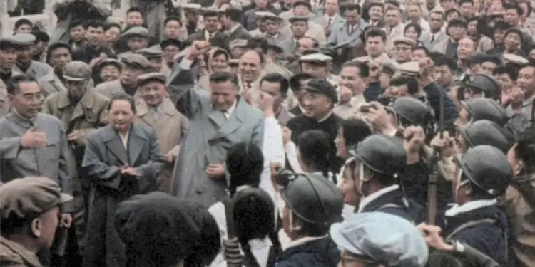 Mao Ce Duni: “Mos kinin frikë se jeni pak, edhe Marksi me Engelsin ishin vetëm në fillim, por idetë e tyre….”/ Takimi i panjohur me Hysni Kapon dhe Ramiz Alinë më 29 qershor ’62, në Wuhan