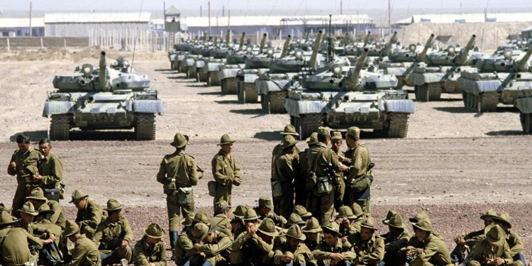 Enver’s Unknown Diary: “In the article on Afghanistan, let’s talk positively about the Afghan resistance to the Soviets….” / Notes and comments on the Afghans and their war