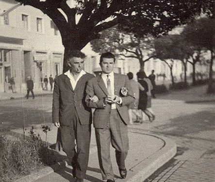 Relacioni për Ramiz Alinë në ’73-in: “Vjersha ‘Lumi’ e Sadik Bejkos e botuar te gazeta ‘Drita’, është e errët, kontradiktore dhe…”/ Raporti i shefit të Shtëpisë Botuese për poetët me ‘gabime ideore’