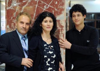 RIKTHIM: Ç’NA THOTË NJË RI