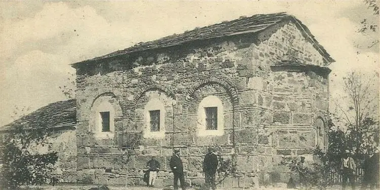 Kisha serbe në Kosovë përgjatë rrjedhave të historisë dhe mashtrimi i tyre sot me të vërtetat historike
