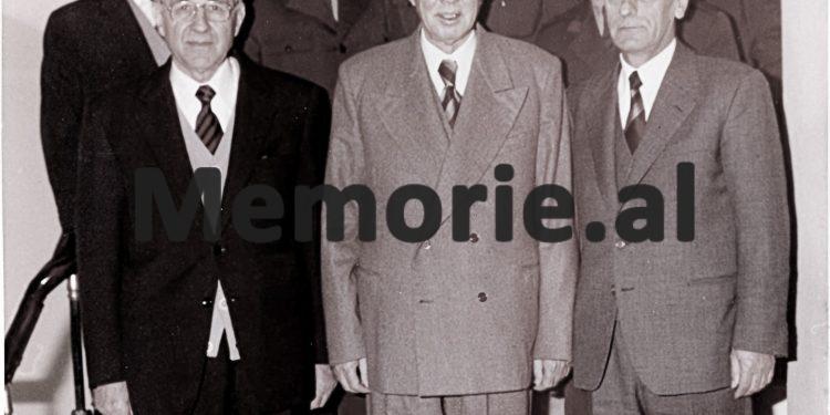 The secret order is revealed: “To be supplied with gas bombs, gas masks and yellow clothes for the convicts and for the soldiers…” / Hekuran Isai’s instructions after the Qaf-Bari Revolt in ’84