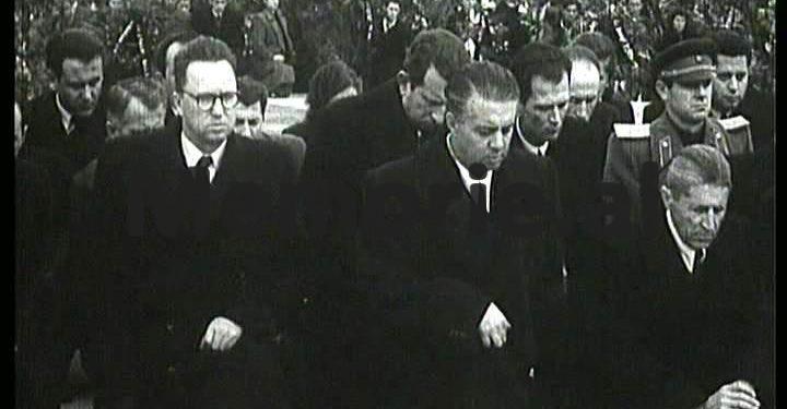 “Nuk mund të krahasohen Enveri e Mehmeti me Stalinin, ata janë më kasapë, ata ja presin kokën atij që flet, siç bënë me…”/ Biseda gjatë një darke në Yevksinograd të Bullgarisë, në ’62-in