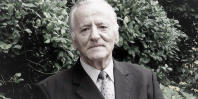 “Materialet për dy librat ‘Shënime për Kinën’ që Enveri i shkroi në fillimin e viteve ’80-të, i morri nga…”/ Dëshmia e rrallë e ish-profesorit të gjuhës shqipe në universitetin e Pekinit